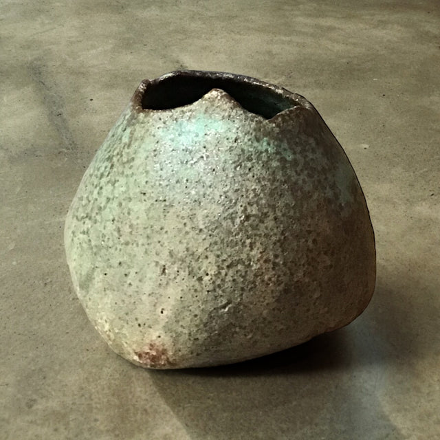 Kousaku Iitaka / Sculptural Vase