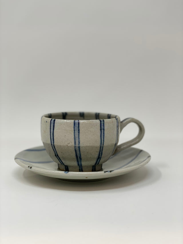 Shigetsu-Gama / Striped Cup and Saucer